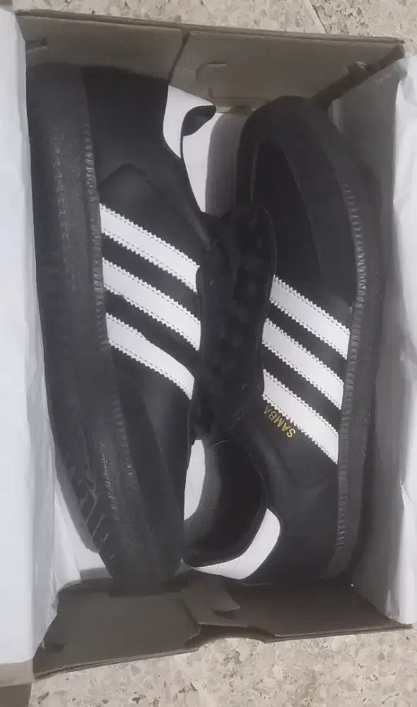 Dijual Sepatu Ad*das Samba ( KW ) Size 43,5