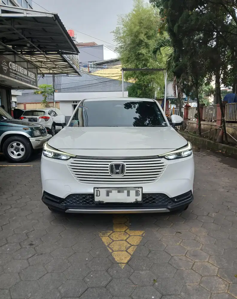Honda HR-V / HRV E CVT AT / Matic 2023