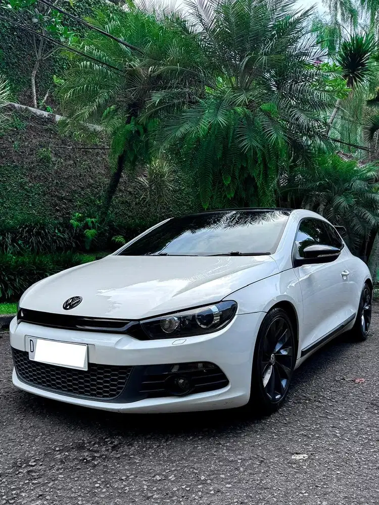 Volkswagen Scirocco 2.0 TSi 2011 Plat D