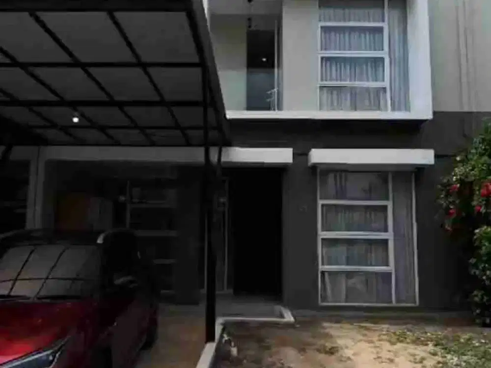 Disewakan Rumah 2 lantai di Perumahan Royal Grande Batam