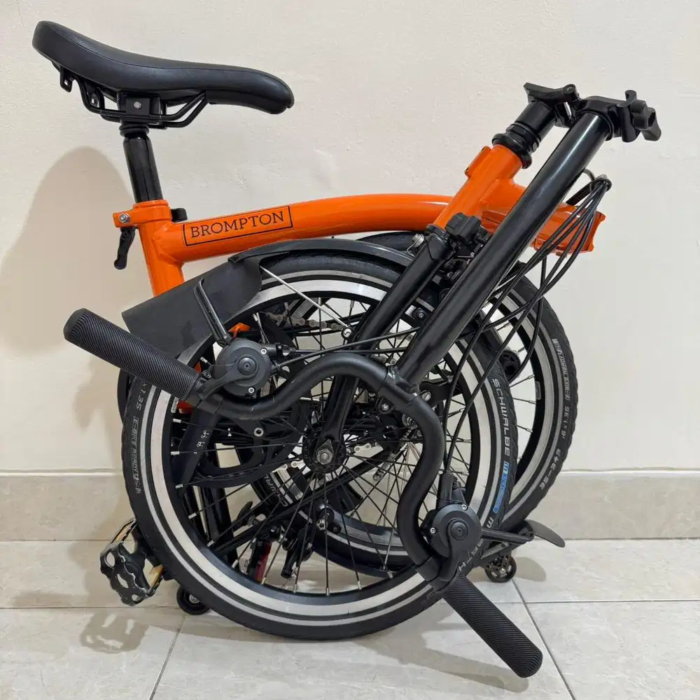 BROMPTON H6L ORANGE BLACK EDITION 2018 - ISTIMEWA