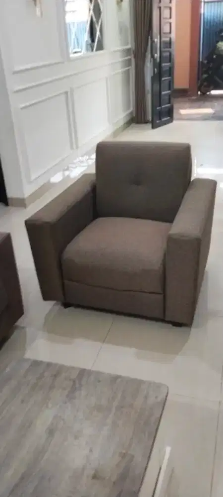 Servis sofa panggilan