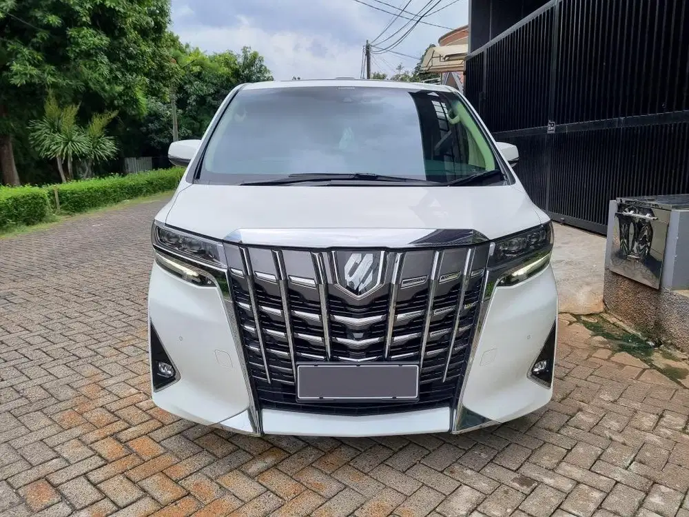 Toyota alphard 2.5 g tss atpm tahun 2020 warna putih