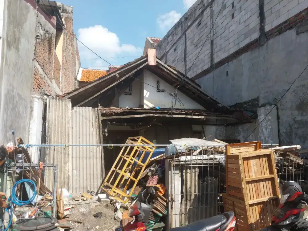 Dijual Bangunan Rumah Seharga Tanah, Lokasi Tengah Kota