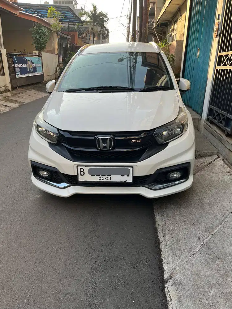 DIJUAL HONDA MOBILIO RS 1.5 AUTOMATIC 2018 MULUS
