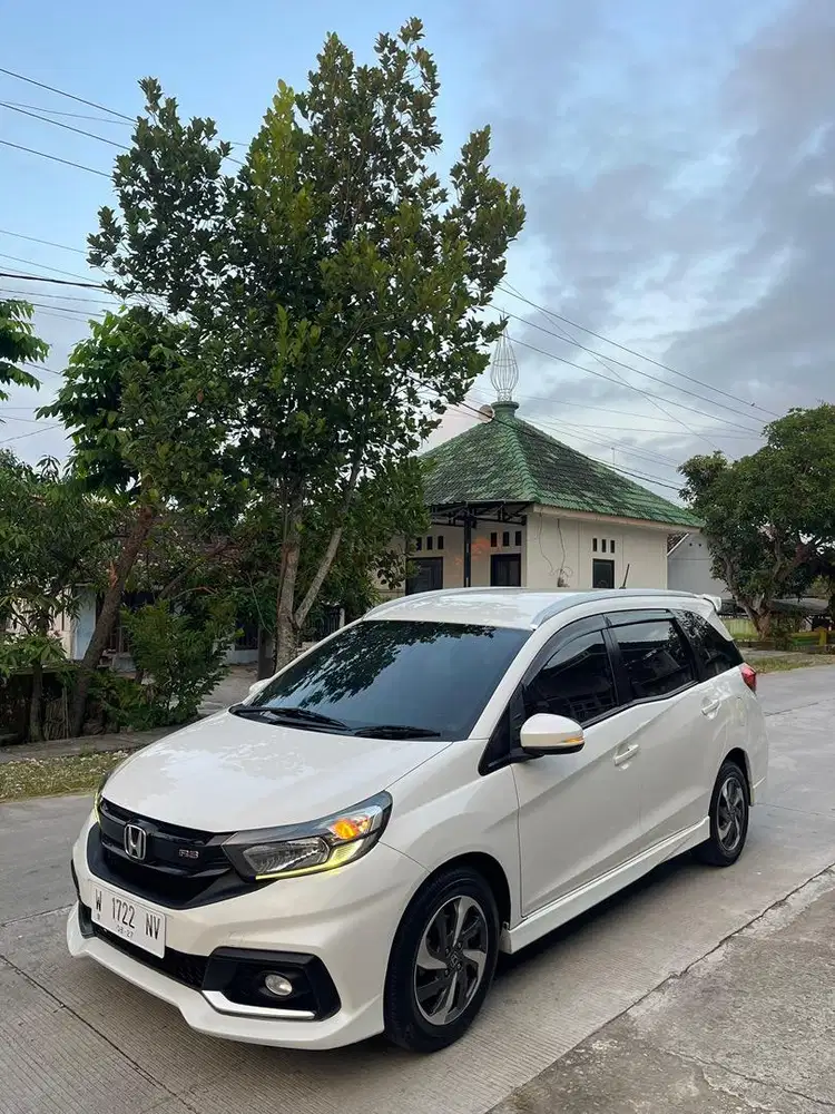 Honda mobilio RS Cvt 2017