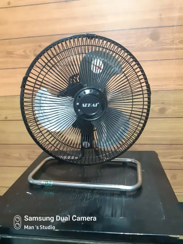 Kipas angin sekai hfn 1060