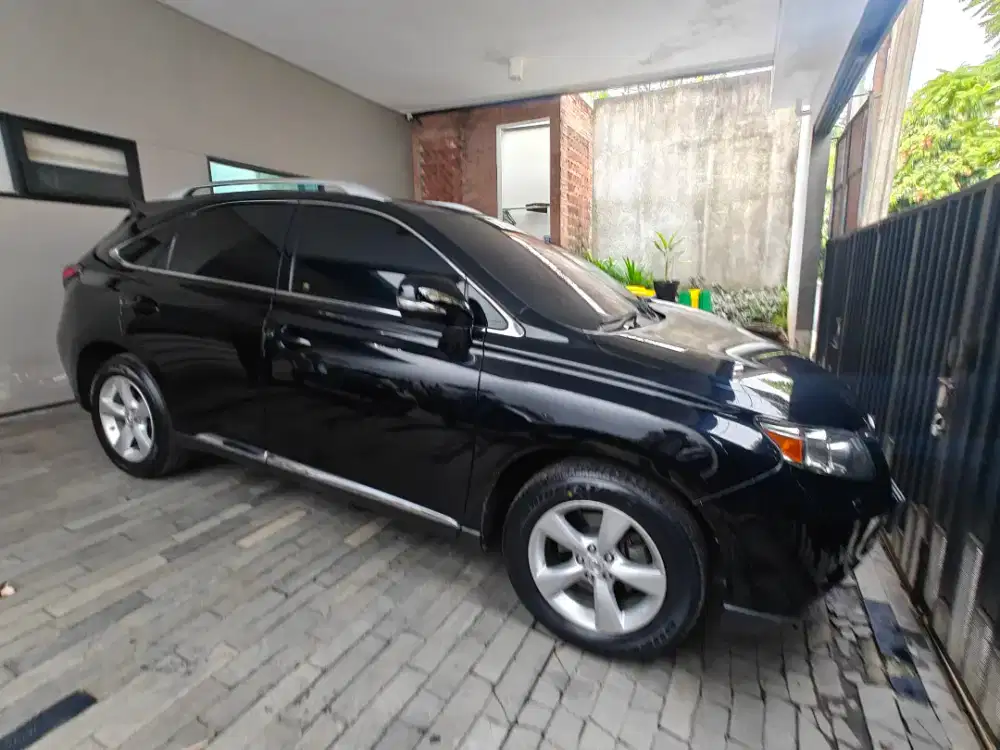 Jual lexus rx 270 mulus bu