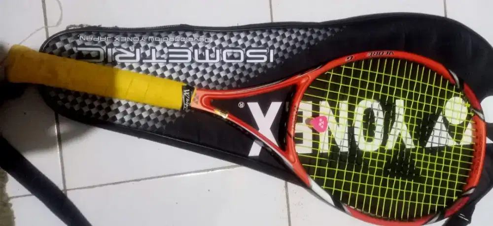 Raket tennis Yonex vcore original