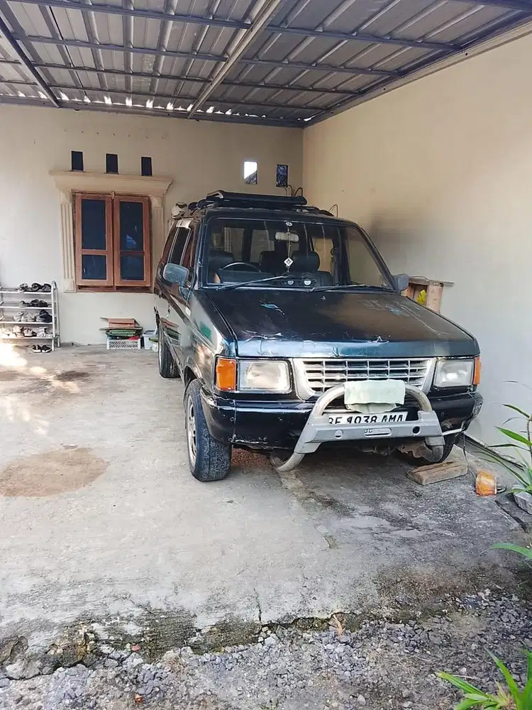 Isuzu Panther 1995