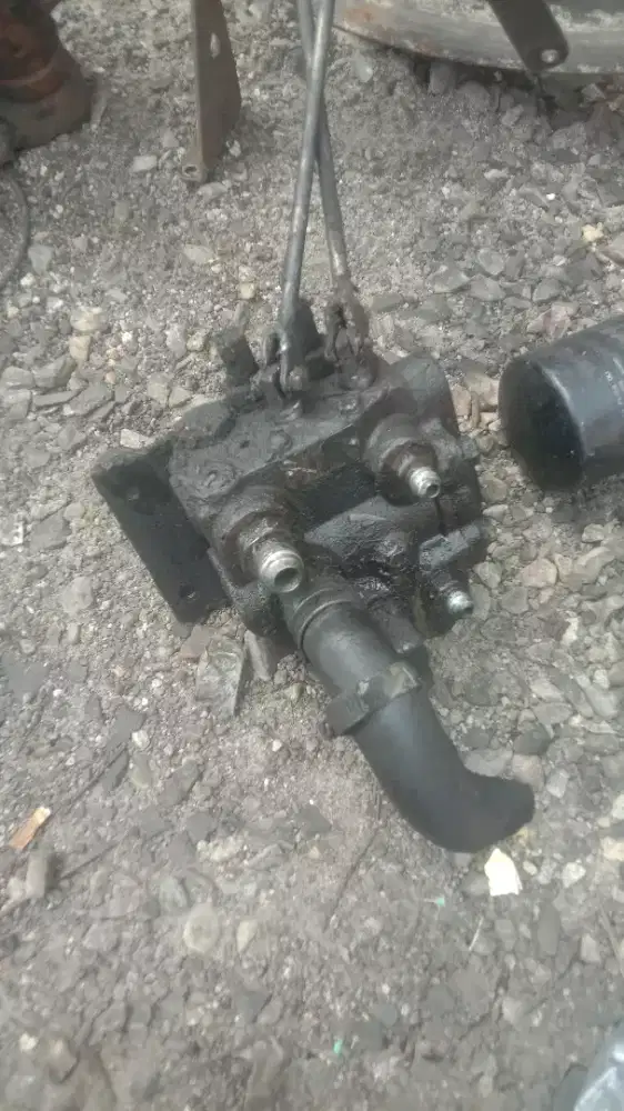 Control valve toyota