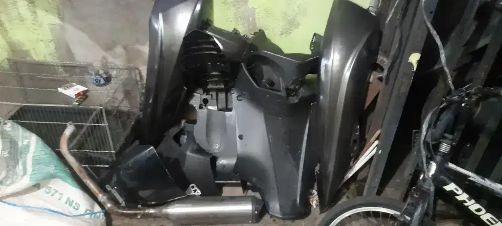 Body bekas motor lexy