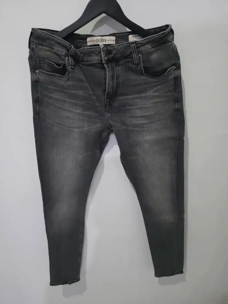 Celana jeans guess