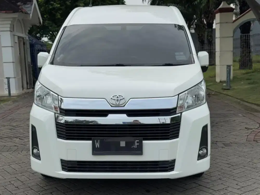 Toyota Hiace Premio 2.8cc Manual 2021 Putih Cocok Untuk Usaha