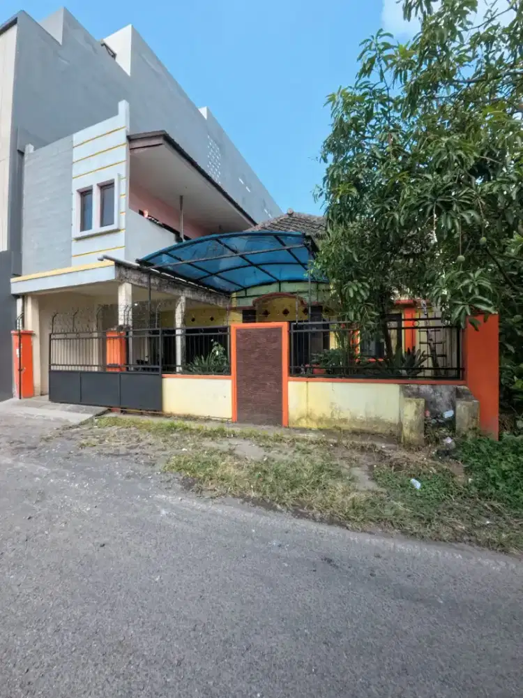 Rumah Kost Muarah 18 Kamar Selangkah Ke Suhat Luas 299 m2