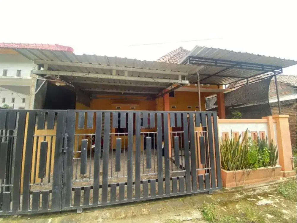 Dijual Via Lelang Rumah Jalan Singosari di Kota Madiun