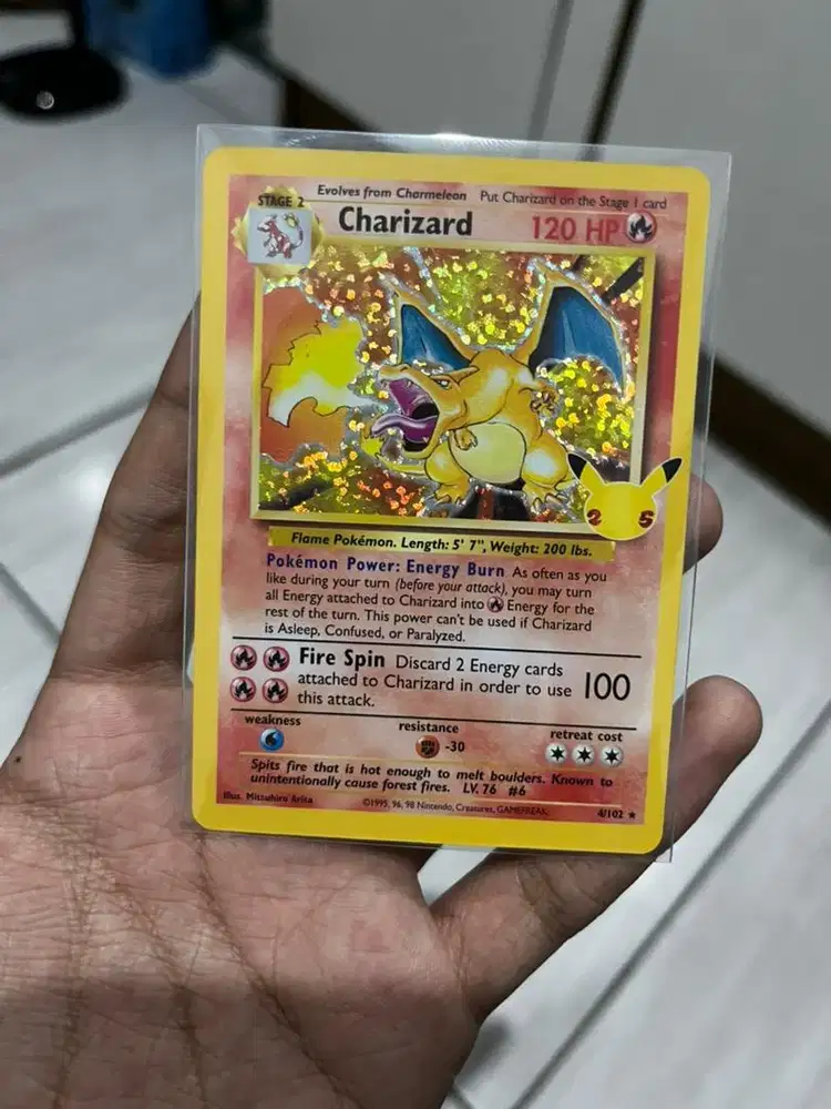 charizard celebrations english pokemon card