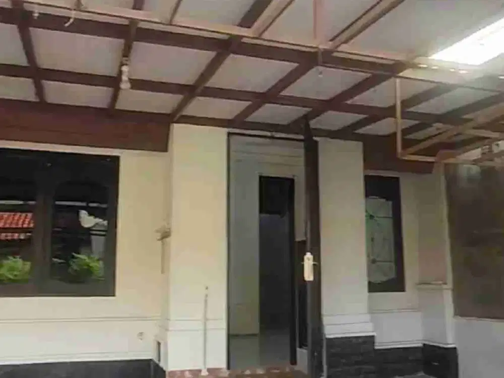 DISEWAKAN RUMAH 3 KAMAR TAMAN UBUD LIPPO KARAWACI