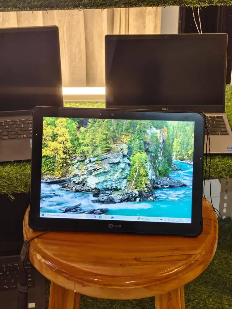 Fujitsu V727 Second | Slim Design | Mudah Dibawa Kemana Saja