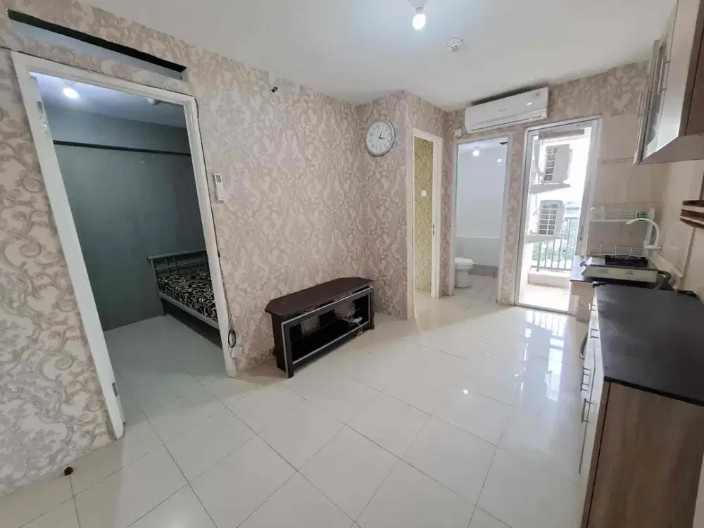 sewa 2kamar semi furnis unit jarang apartemen bassura city
