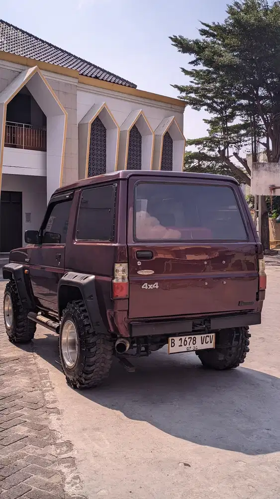 Daihatsu Feroza 1995 Bensin