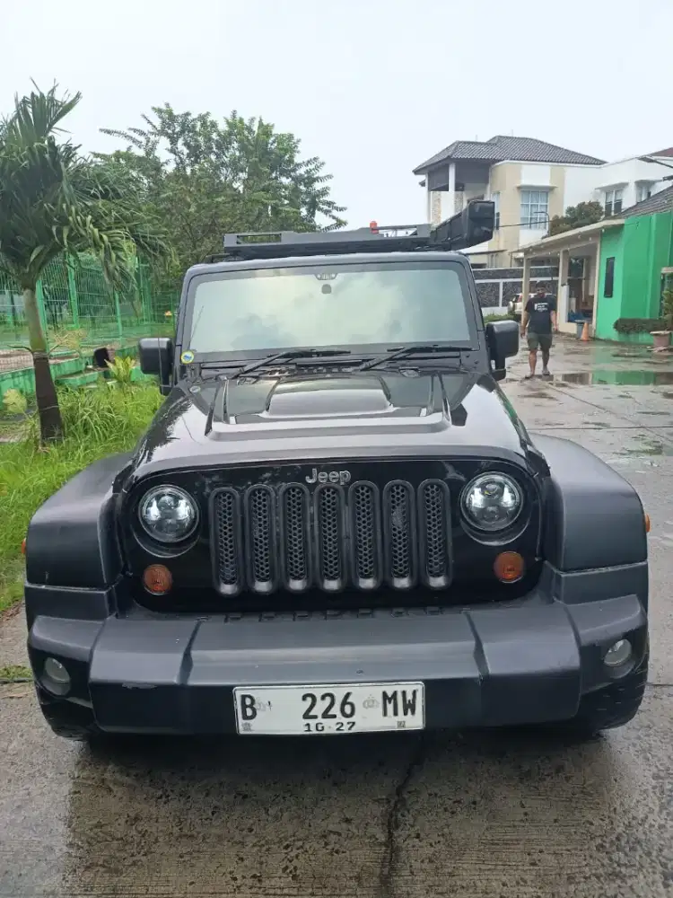 Jual BU Jeep Wrangler 3.6 Hitam Pajak Panjang