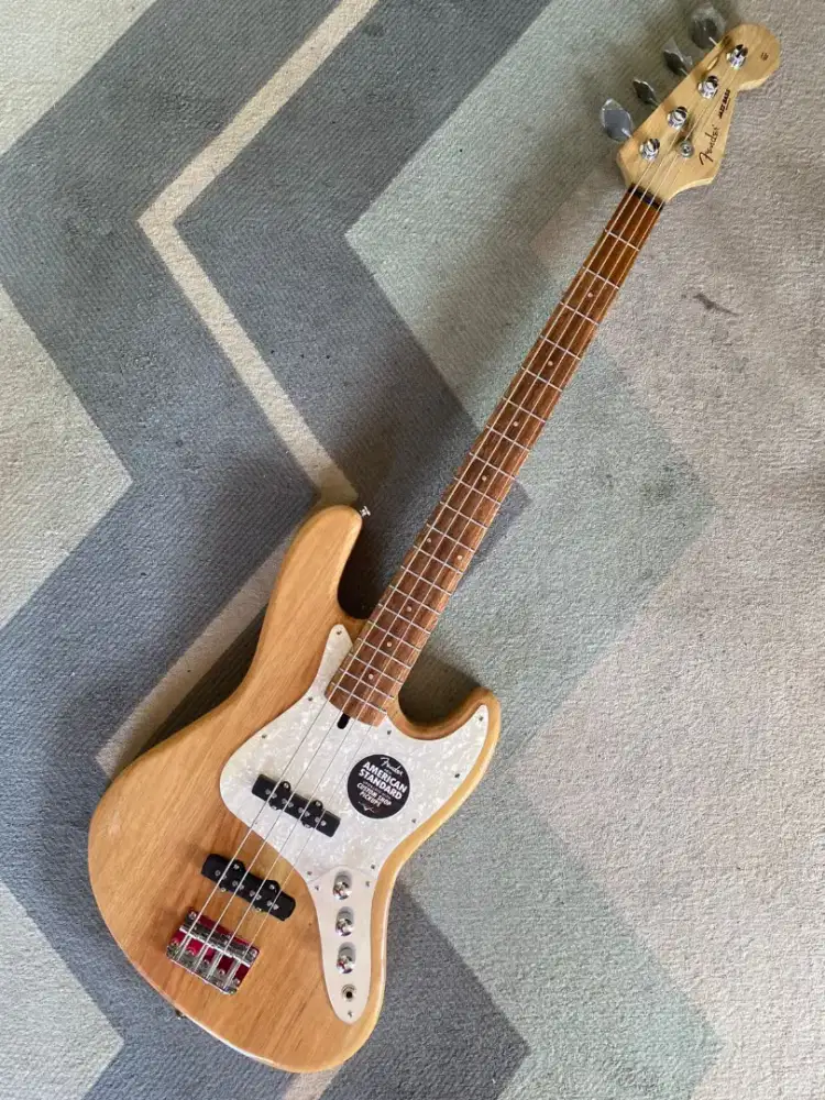Bass fender jazz natural