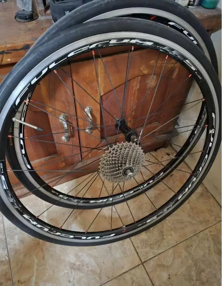 Wheelset FULCRUM RACING LG 5.Wheelset saja tanpa ban tanpa sproket
