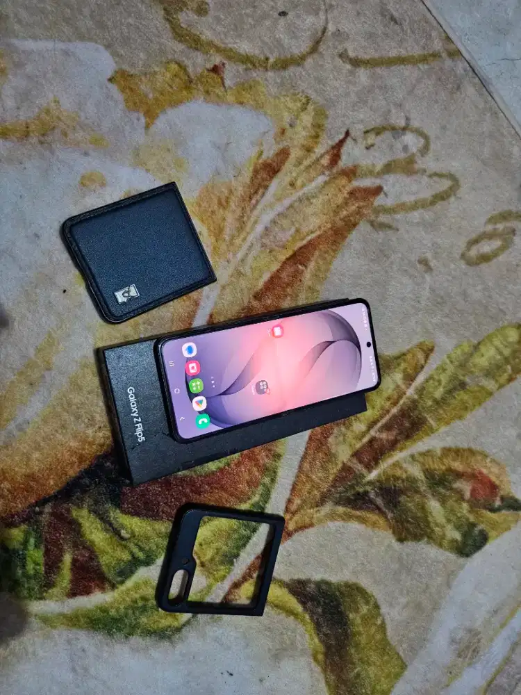 Samsung Galaxy Flip 5 512 GB resmi indo fullset banyak bonus
