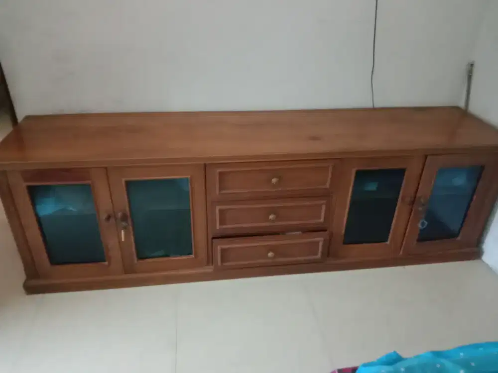 Bufet kayu jati masih bagus