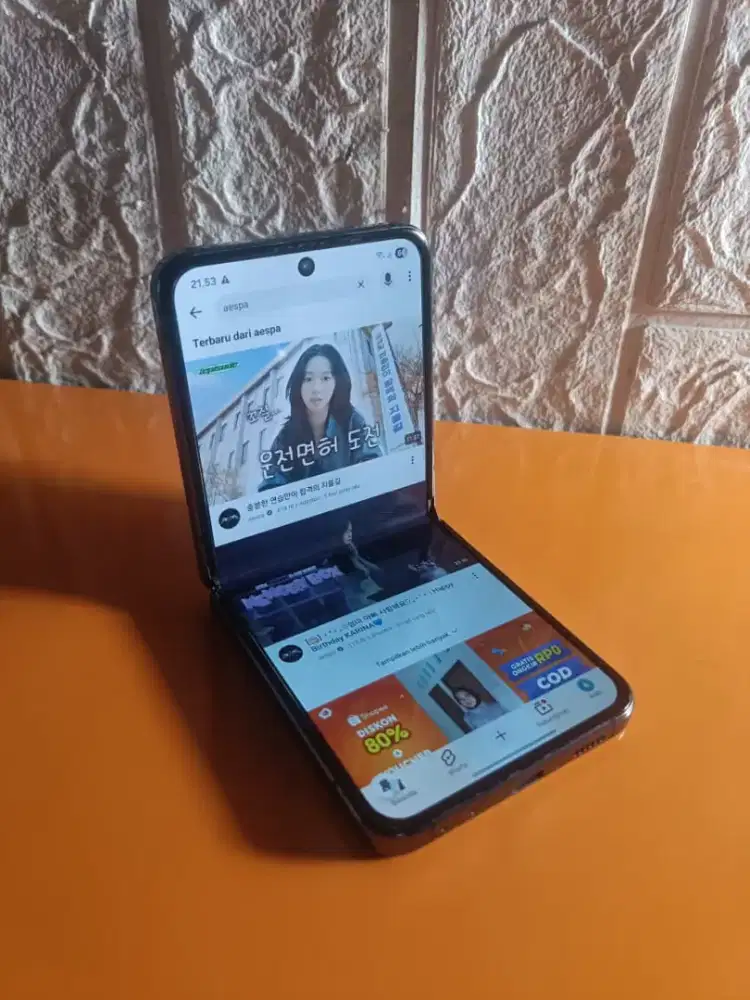 Samsung Z Flip 5 SEIN (8/256gb)