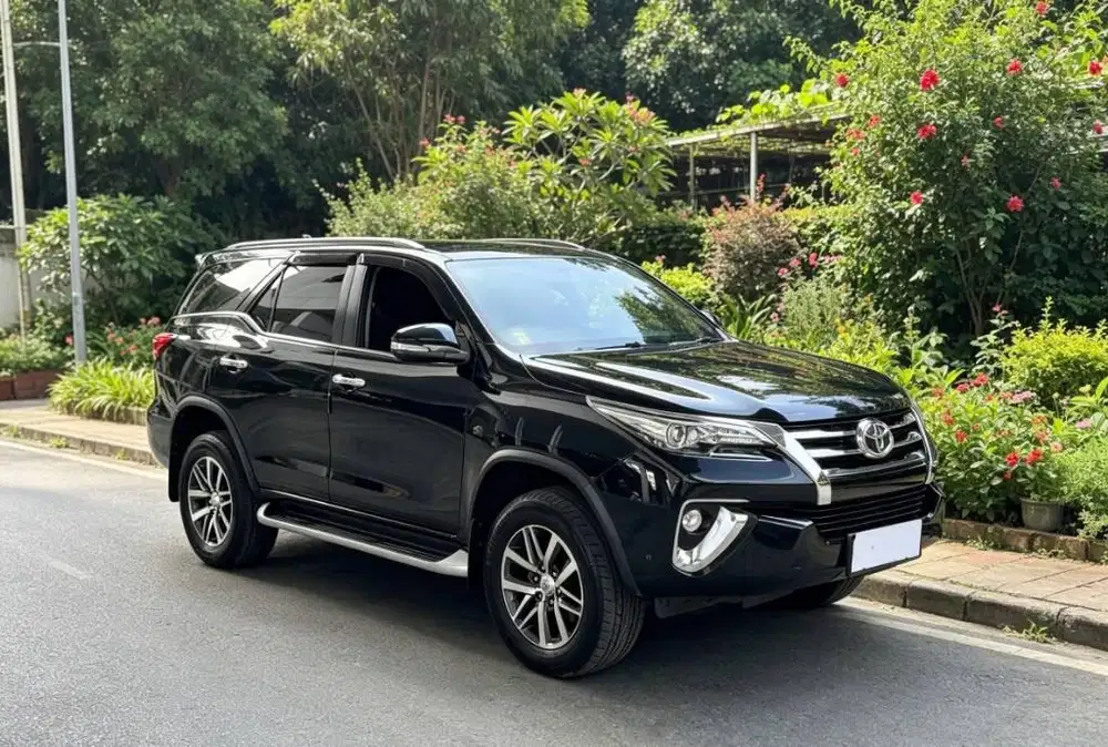 TOYOTA FORTUNER VRZ AT 2017
