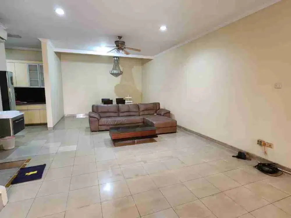 DIJUAL CEPAT RUMAH BAGUS VILLA PERMATA GADING 2 seperempat LANTAI RAPIH SEMI FURNISHED AC