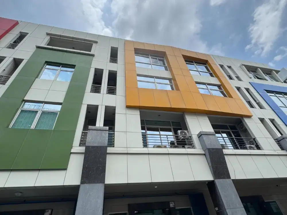 Ruko Cantik Kirana Boutique Kelapa Gading Dijual