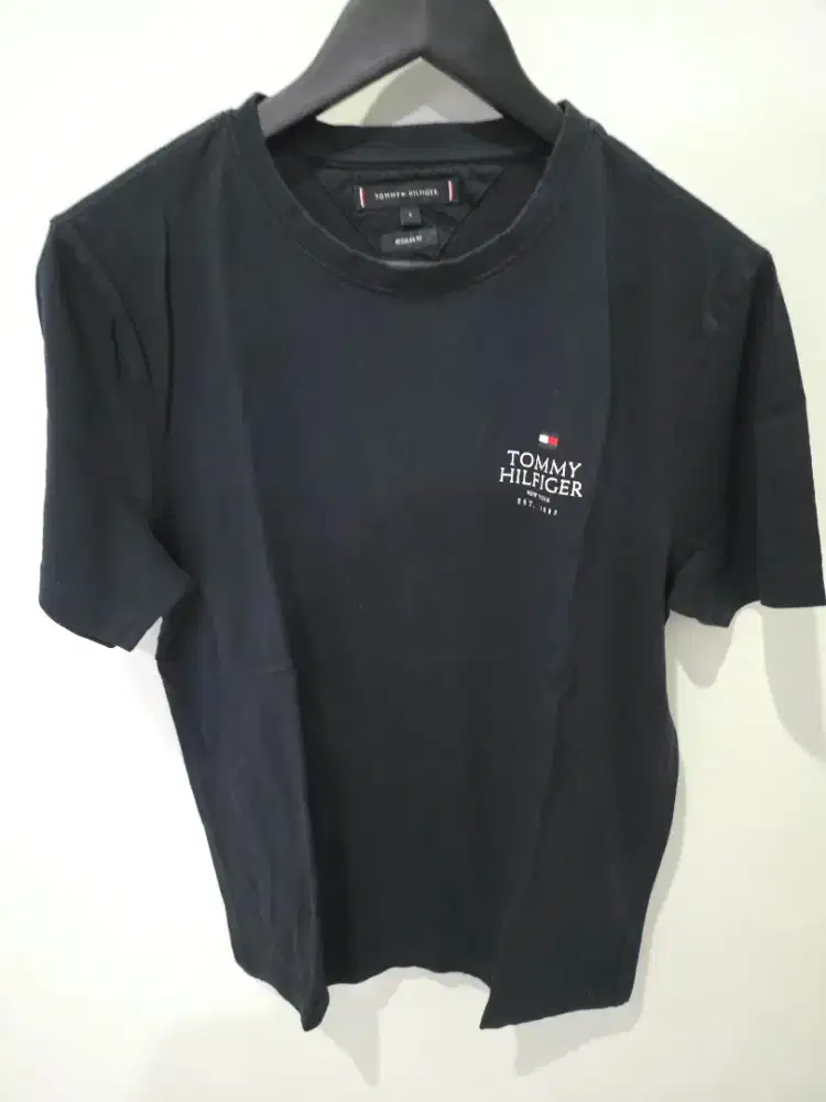 Baju tommy hilfiger