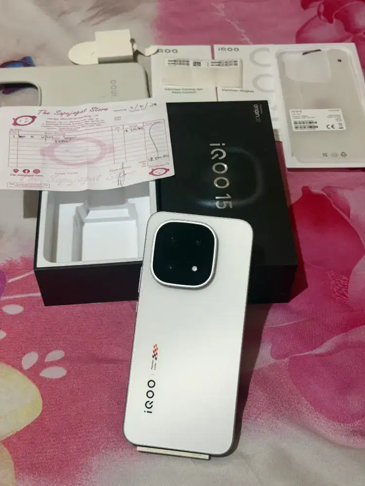 IQOO 15 12/256 GARANSI RESMI