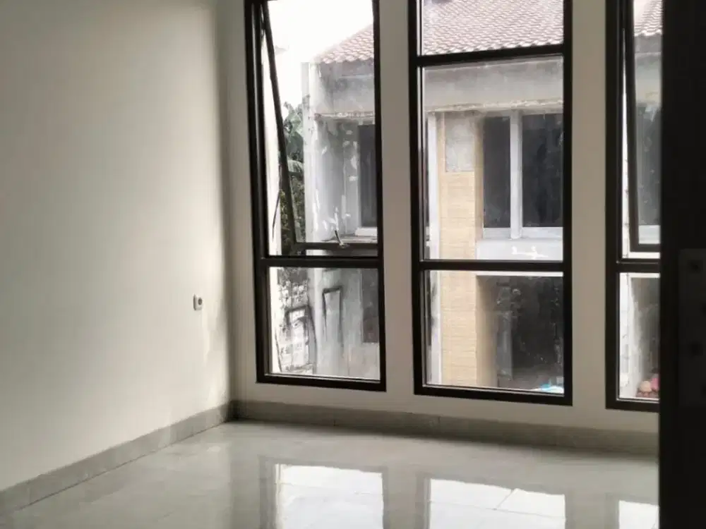 Rumah Baru Siap Huni 2 Lantai Dalam Cluster Nyaman Di Ciputat Tangerang Selatan