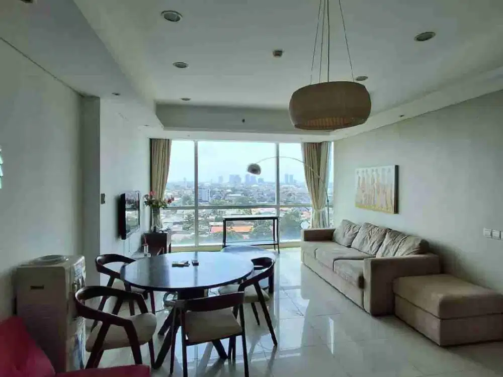 Dijual Apartemen Kemang Village 3 BR Empire