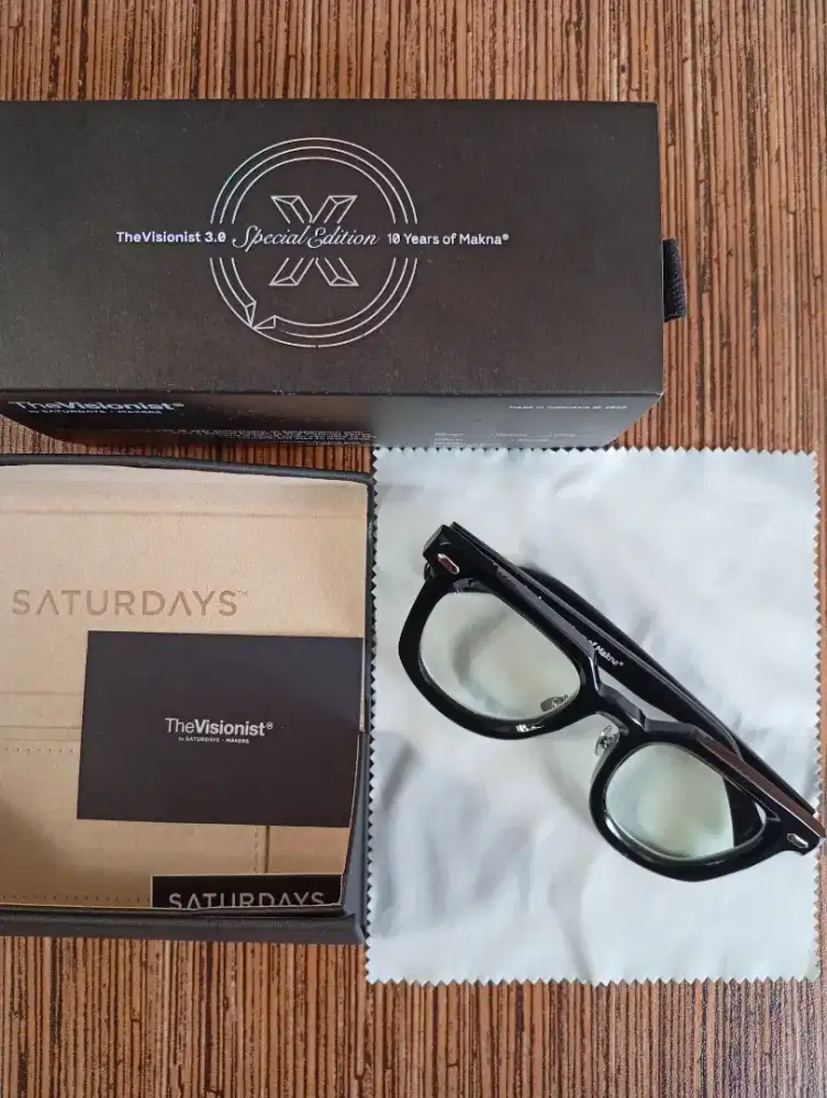 Kacamata SATURDAY visionist 3.0 special edition