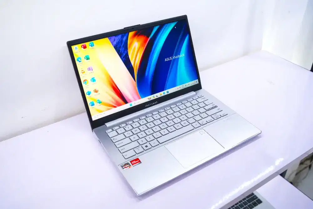 ASUS Vivobook GO 1404FA.AMD RYZEN 3-7320U.RAM8GB.14nch FHD