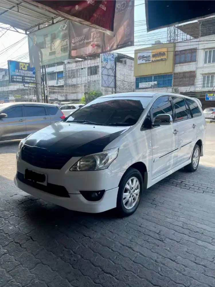TOYOTA - KIJANG INNOVA 2012 (AT-SOLAR)