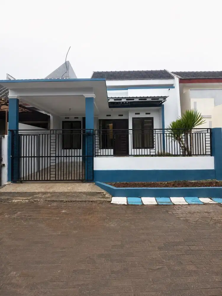 Dikontrakan rumah 2lt, 3KT, 2KM, parkir mobil, one gate system