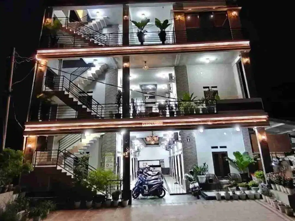 dijual rumah induk dan 35 kos 4 lt komplek Bekasi Jawa Barat roi 11 %