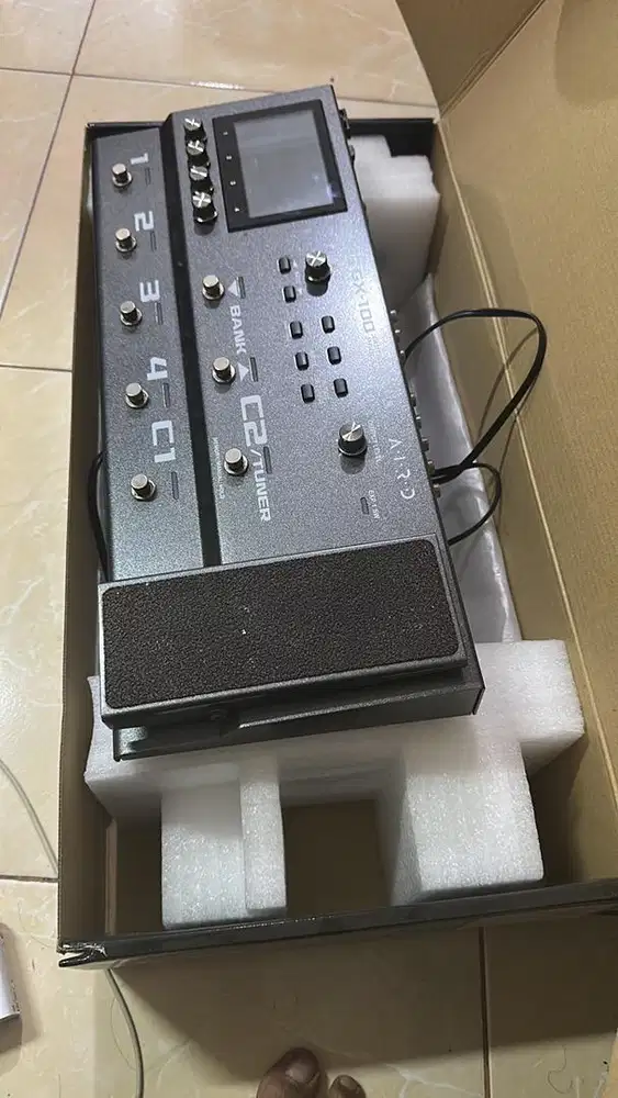 Digital effect BOSS GX100
