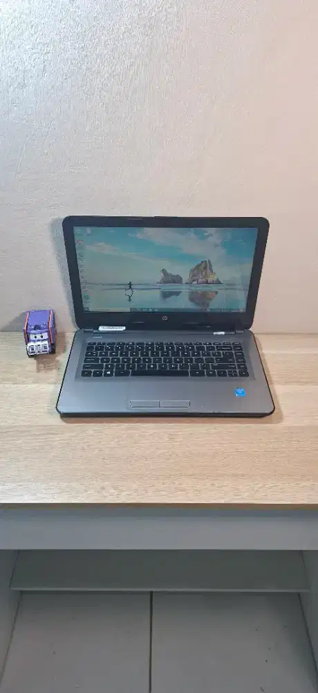 LAPTOP HP 14 CORE I3 GEN 5 RAM 8 SSD 128 +HDD 500 GB