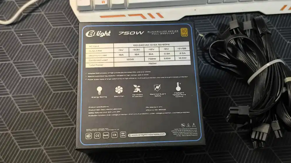 PSU ENLIGHT 750w BlackSilver Series 80+ Full Modular (Garnasi On)
