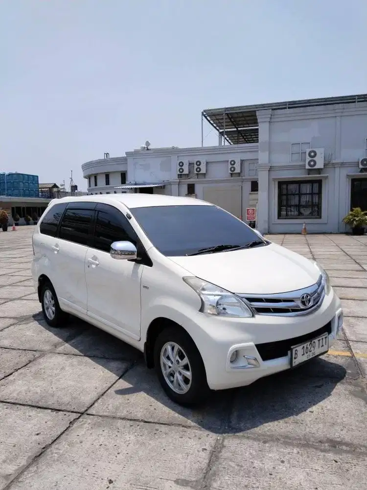 Toyota Avanza 1.3 G AT (Automatic) 2015 Putih (Tdp 18jt) Pjk bln 5-27