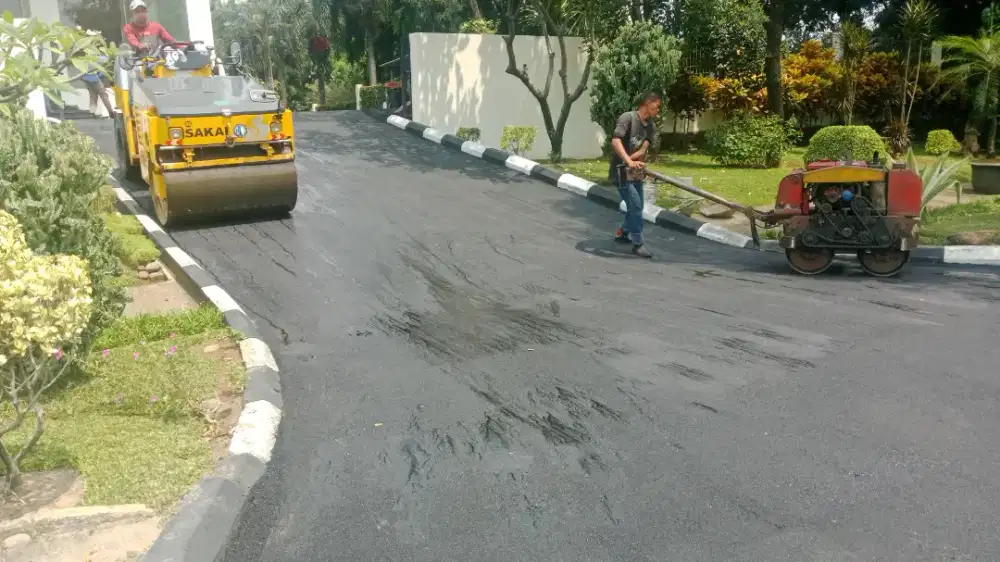 Pengaspalan jasa aspal hotmix
