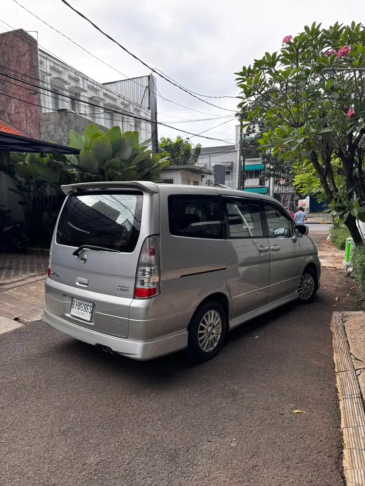 Nissan Serena Autech C24 2010