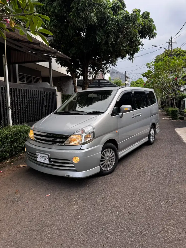 Nissan Serena Autech C24 2010